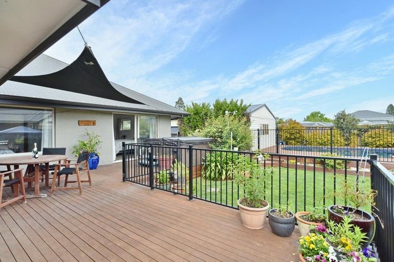 Photo of property in 20a Victoria Street, Rangiora, 7400