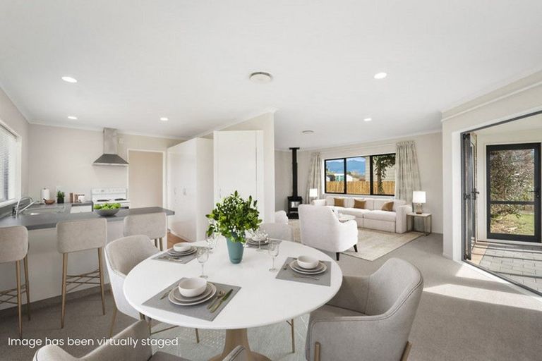 Photo of property in 10 Alexander Street, Katikati, 3129