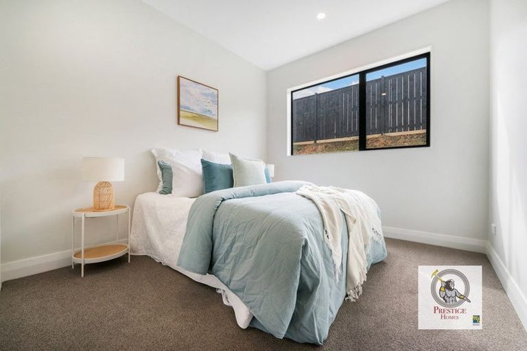 Photo of property in 26 Evergreen Parade, Rosehill, Papakura, 2113