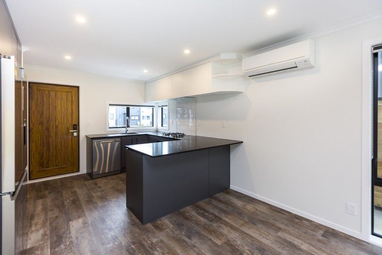 Photo of property in 9 Betty Boyes Street, Wallaceville, Upper Hutt, 5018