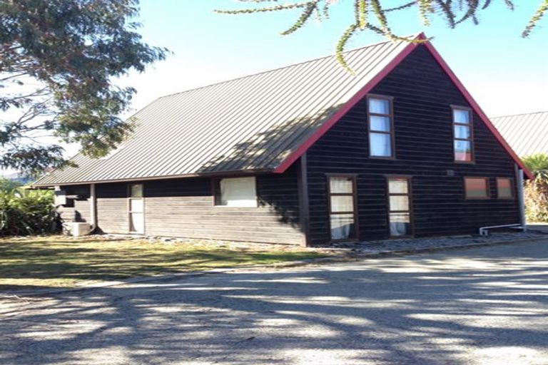 Photo of property in 6 Rimu Lane, Wanaka, 9305