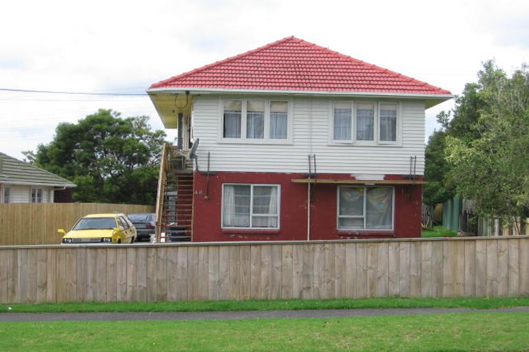 Photo of property in 43 Flanshaw Road, Te Atatu South, Auckland, 0610
