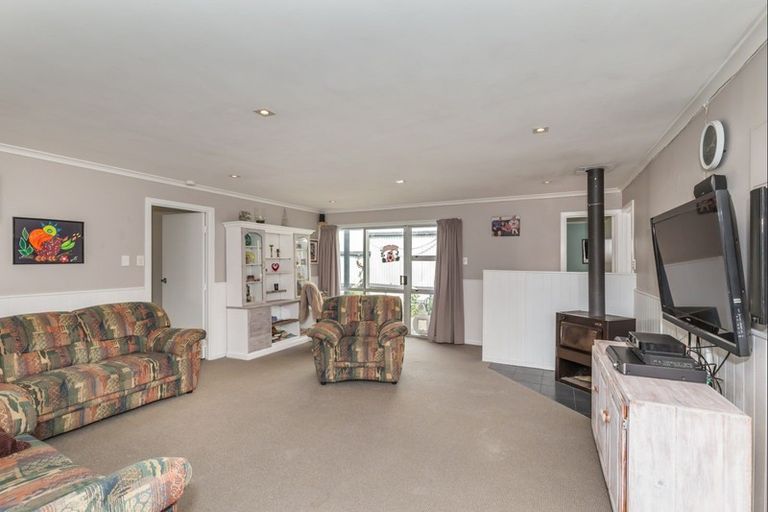 Photo of property in 5 Muapoko Street, Himatangi Beach, Foxton, 4891