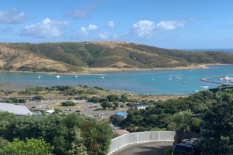 Photo of property in 14b Kahu Road, Paremata, Porirua, 5024