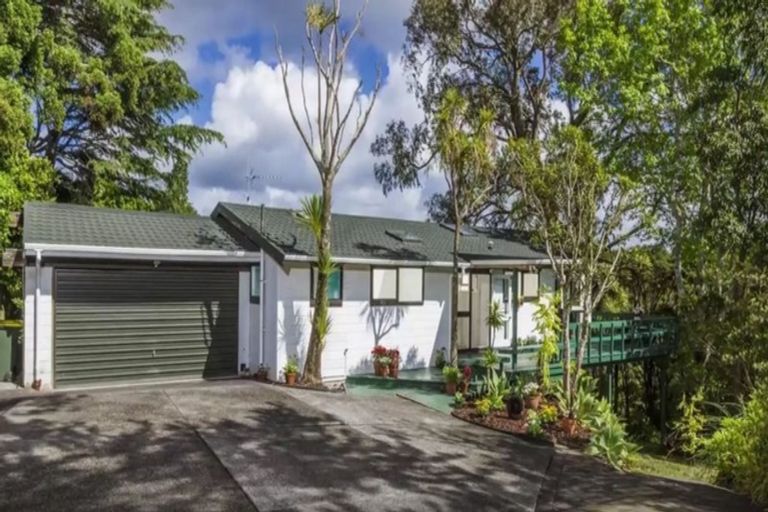 Photo of property in 7 Tranquil Glade, Hillcrest, Auckland, 0627
