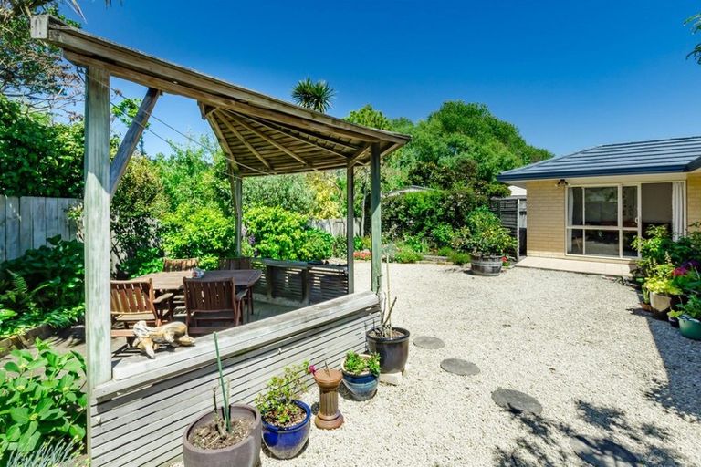 Photo of property in 88 Weggery Drive, Waikanae Beach, Waikanae, 5036