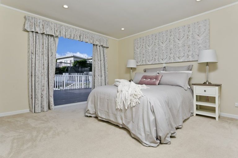 Photo of property in 62 Glencoe Road, Browns Bay, Auckland, 0630