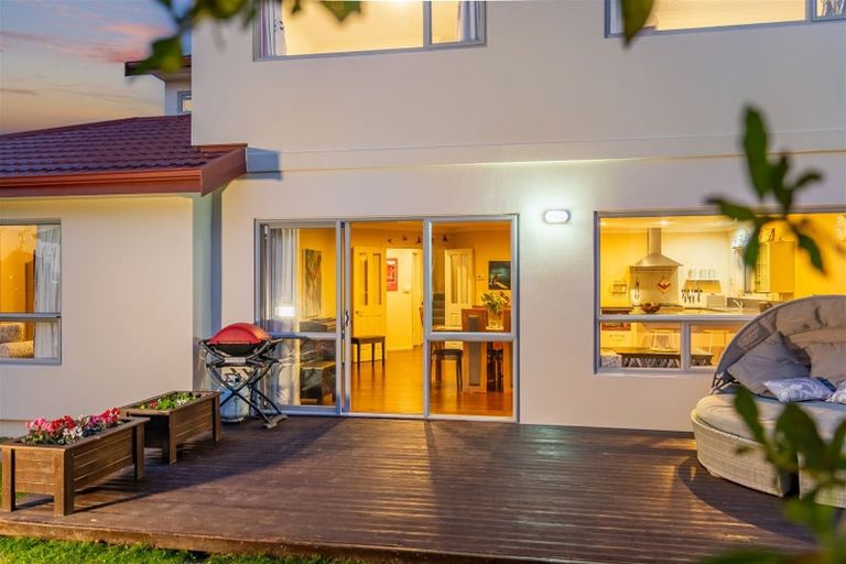 Photo of property in 12 Dusky Crescent, Aotea, Porirua, 5024