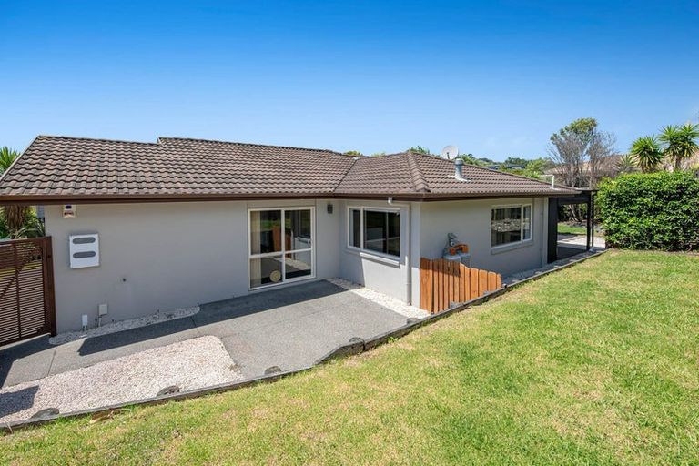 Photo of property in 9 Blue Heron Rise, Stanmore Bay, Whangaparaoa, 0932