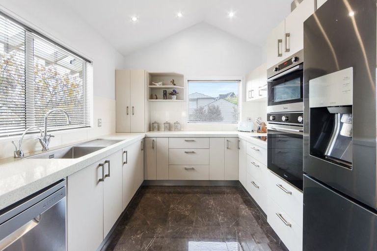 Photo of property in 4 Somerton Rise, Westmorland, Christchurch, 8025