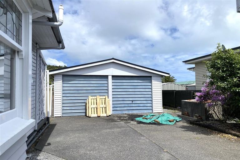 Photo of property in 48 Marlborough Street, Greymouth, 7805