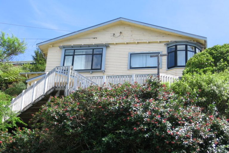 Photo of property in 8 Highbury Road, Highbury, Wellington, 6012