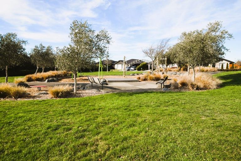 Photo of property in 4 Hartford Crescent, Rolleston, 7615