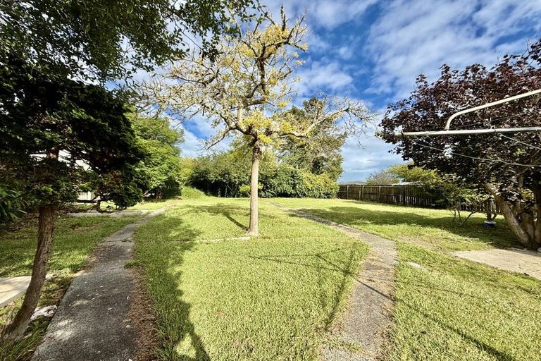 Photo of property in 56 Christmas Road, Manurewa, Auckland, 2102