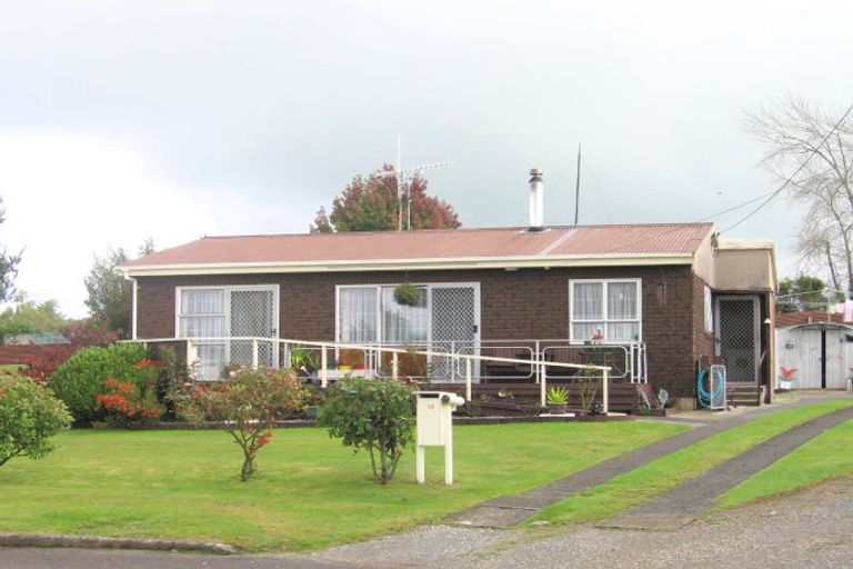 Photo of property in 13 Balerno Place, Tokoroa, 3420