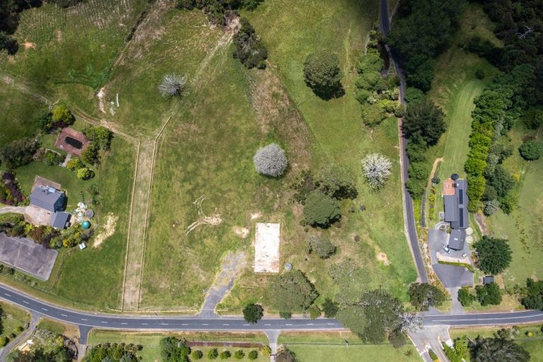 Photo of property in 683 Ridge Road, Riverhead, 0793