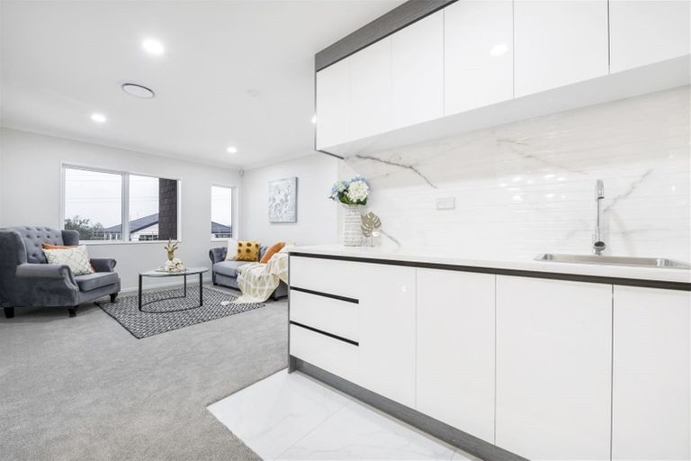 Photo of property in 93 Tir Conaill Avenue, Flat Bush, Auckland, 2019