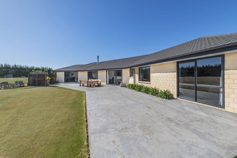 Photo of property in 35 Crozier Drive, Kirwee, Darfield, 7571