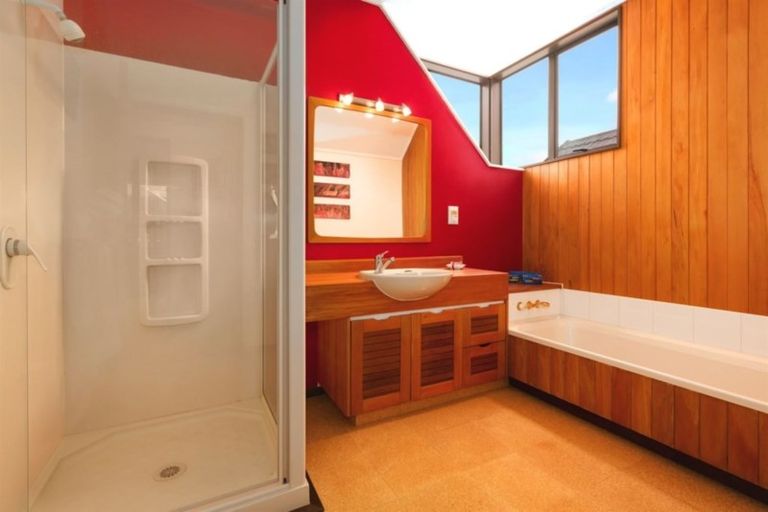 Photo of property in 9 Eclipse Lane, Whitby, Porirua, 5024