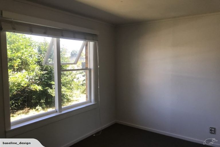 Photo of property in 3/783 Te Atatu Road, Te Atatu Peninsula, Auckland, 0610