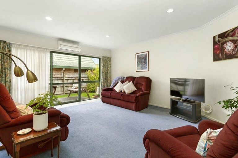 Photo of property in Redwood Village, 67/42 Main Road, Tawa, Wellington, 5028