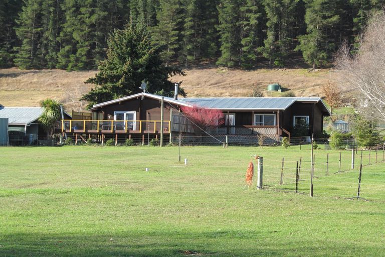 Photo of property in 51 Hillview Road, Alexandra, 9391