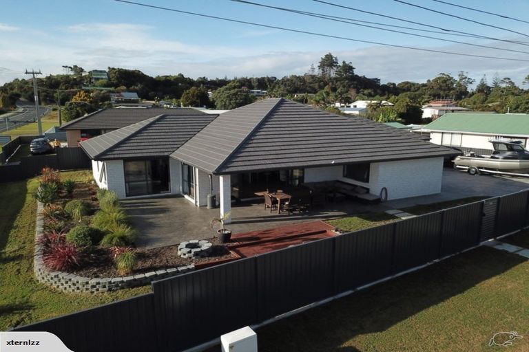 Photo of property in 3 Lamb Road, Pukenui, 0484
