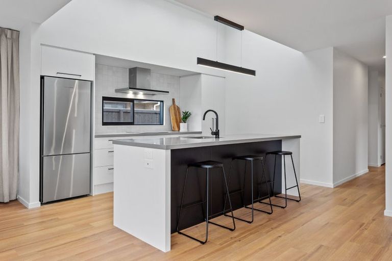 Photo of property in 5 Tara Crescent, Woodend, 7610