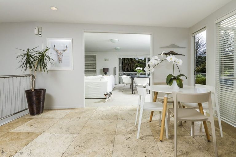 Photo of property in 17a The Strand, Takapuna, Auckland, 0622