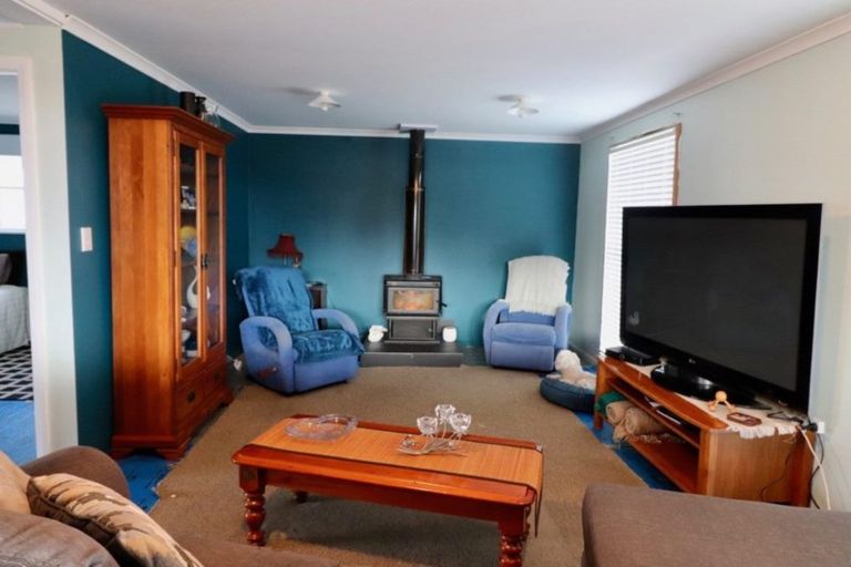 Photo of property in 10 Hunter Street, Karamea, 7893