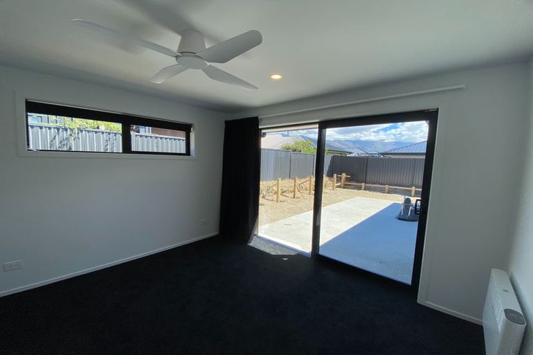 Photo of property in 8 Travertine Street, Cromwell, 9310