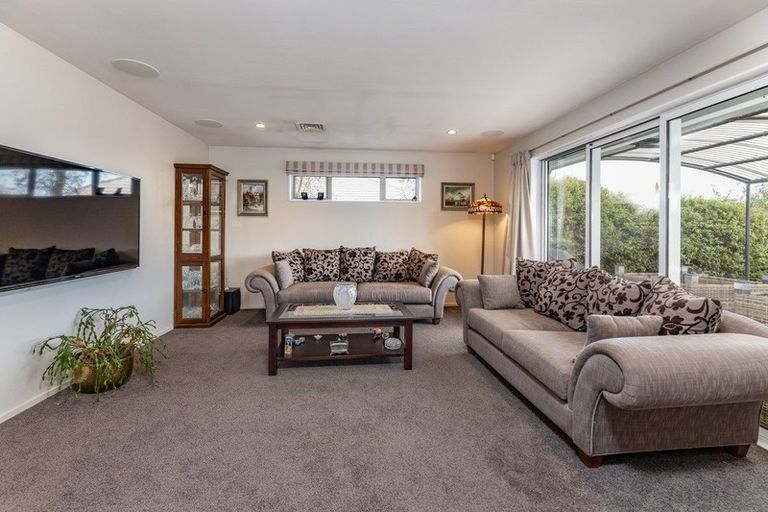 Photo of property in 22 Shearwater Drive, Woolston, Christchurch, 8023