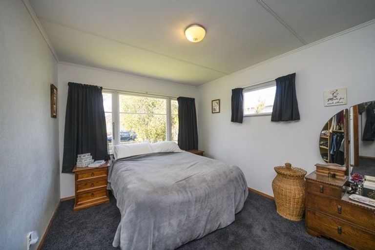 Photo of property in 18 Webb Street, Terrace End, Palmerston North, 4410