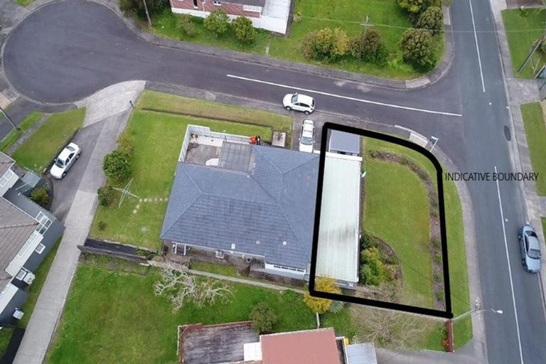 Photo of property in 18a Tiroroa Avenue, Te Atatu South, Auckland, 0610