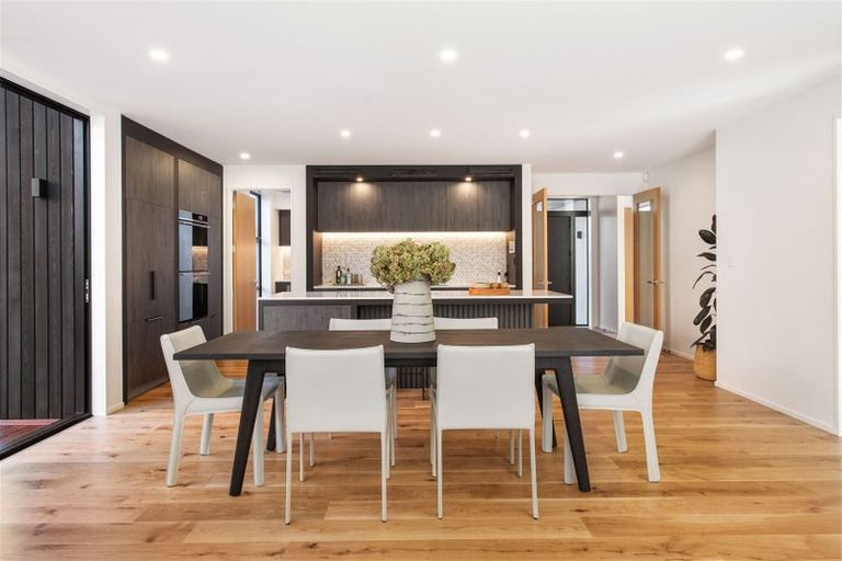 Photo of property in 22a Wroxton Terrace, Merivale, Christchurch, 8014