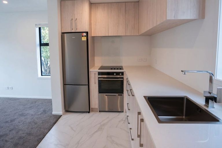 Photo of property in 4/183 Cambridge Terrace, Fairfield, Lower Hutt, 5011