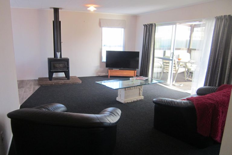 Photo of property in 49 Burns Street, Leamington, Cambridge, 3432