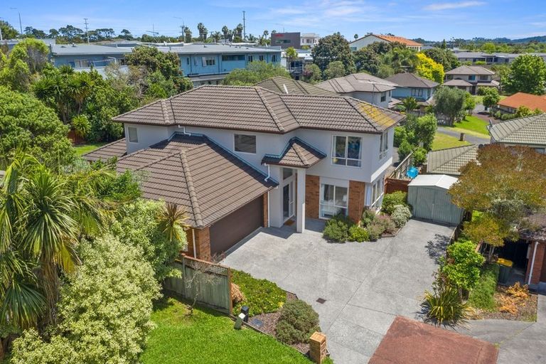 Photo of property in 43 Kristin Lane, Albany, Auckland, 0632