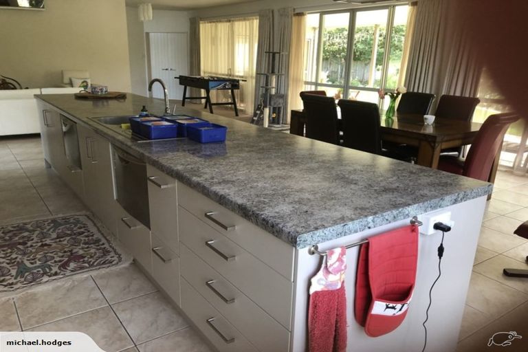 Photo of property in 12 Cotswolds Close, Otamatea, Whanganui, 4500