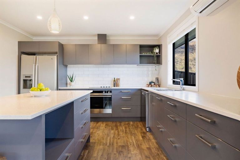 Photo of property in 37 Peterley Road, Lower Shotover, Queenstown, 9304