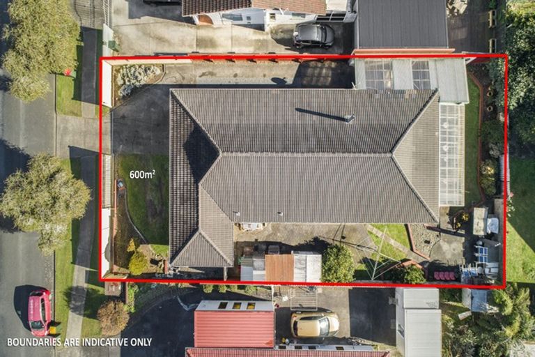 Photo of property in 13 Waimai Avenue, Weymouth, Auckland, 2103