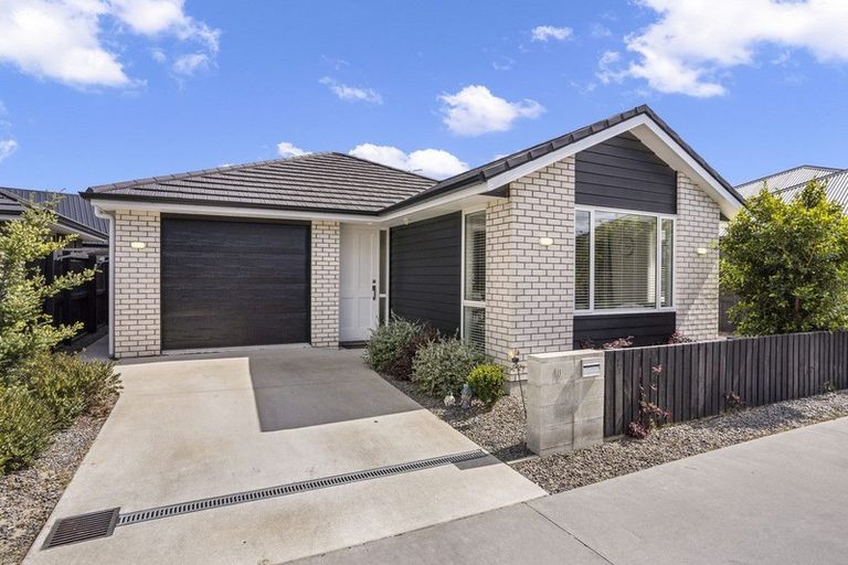 Photo of property in 10 Toi Place, Papamoa, 3118