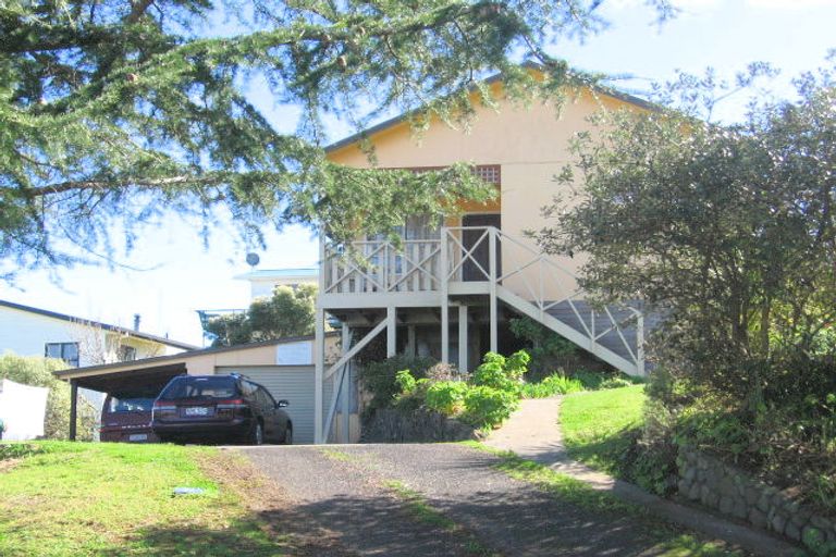 Photo of property in 909 Sealey Street, Thames, 3500