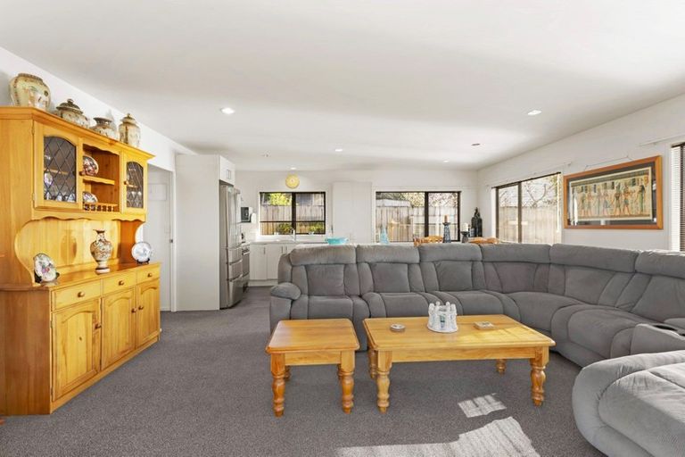 Photo of property in 18 Puka Place, Raglan, 3225