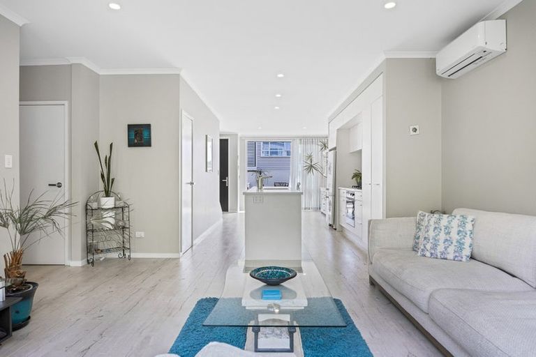 Photo of property in 37 Sanremo Lane, Stanmore Bay, Whangaparaoa, 0932