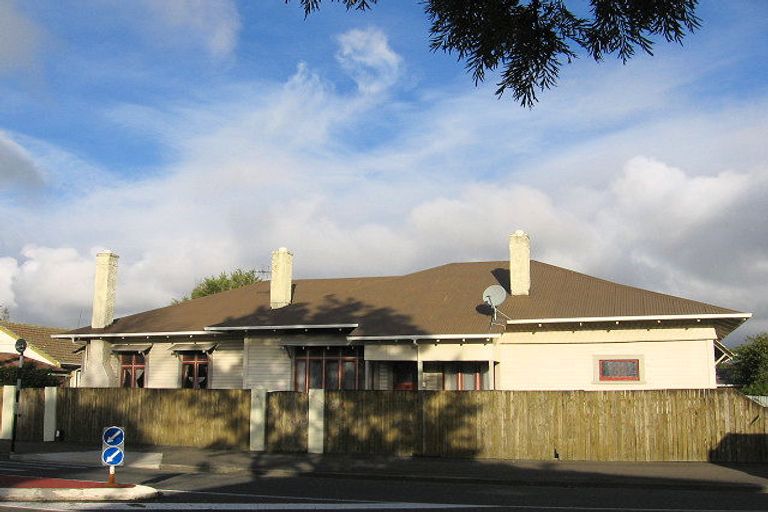 Photo of property in 432-434 Ferguson Street, Palmerston North, 4410