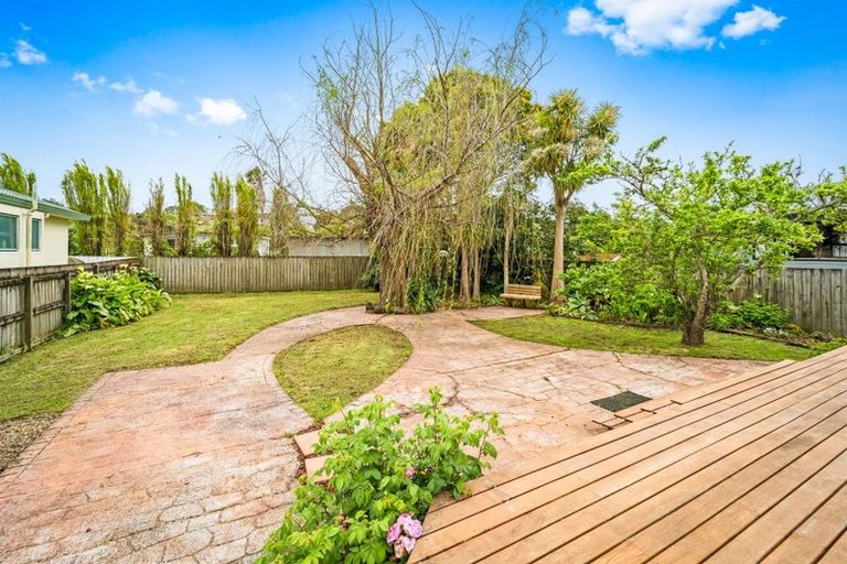 Photo of property in 112b Brightside Road, Stanmore Bay, Whangaparaoa, 0932