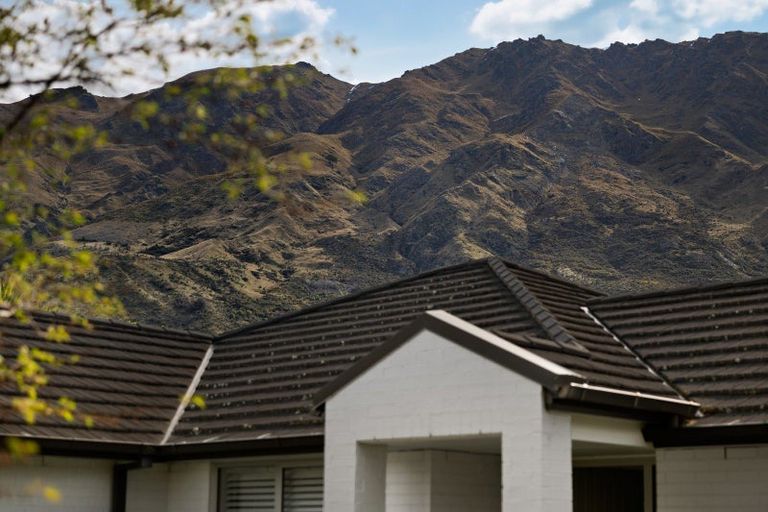 Photo of property in 30 Atley Road, Arthurs Point, Queenstown, 9371