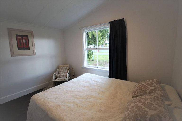 Photo of property in 12 Hawkswood Street, Waiau, 7332