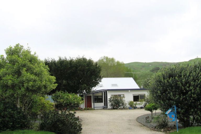 Photo of property in 32 Lysnar Street, Okitu, Gisborne, 4010